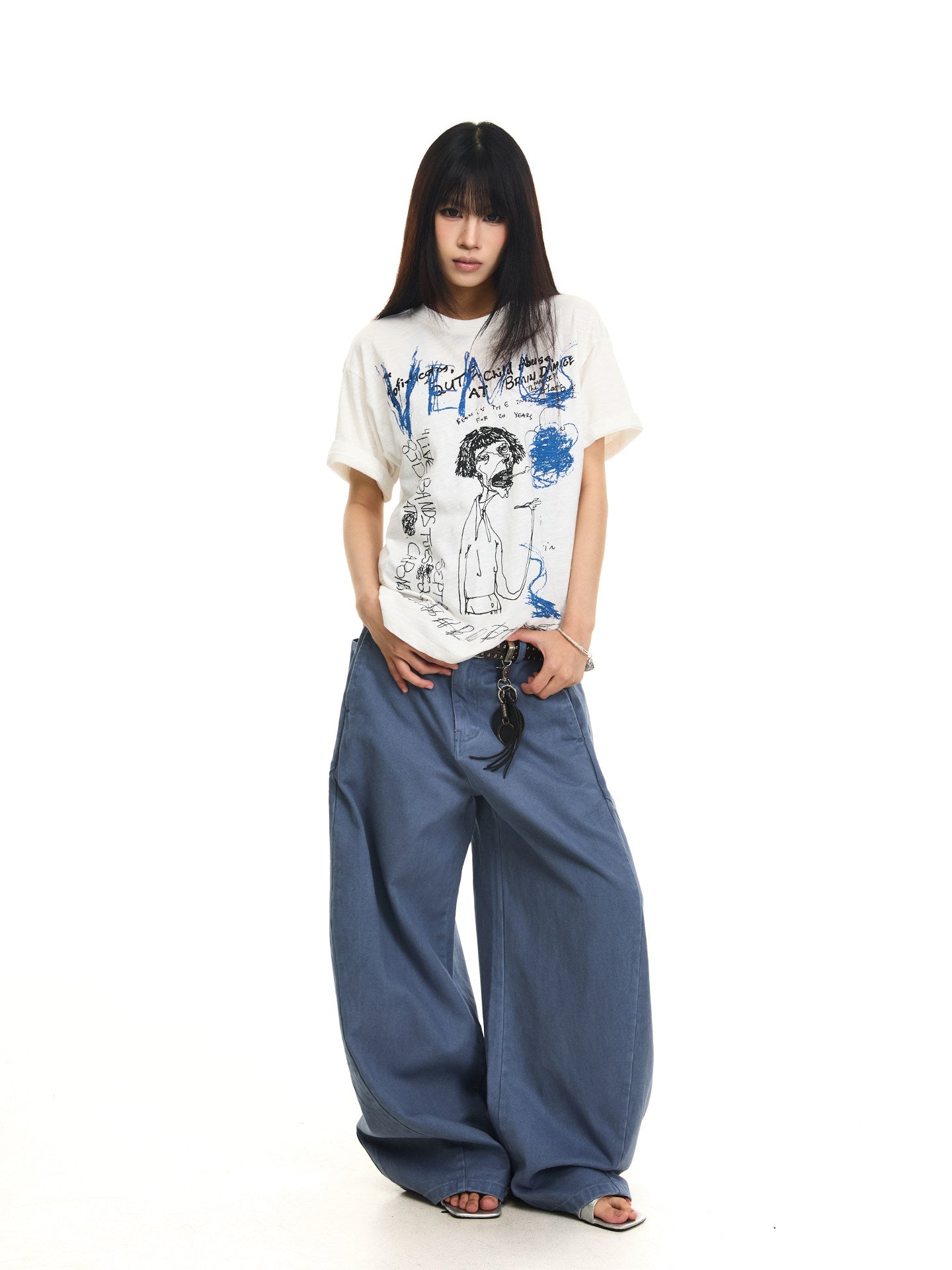 BTSG baggy street pants, assault-dyed cotton fabric detail