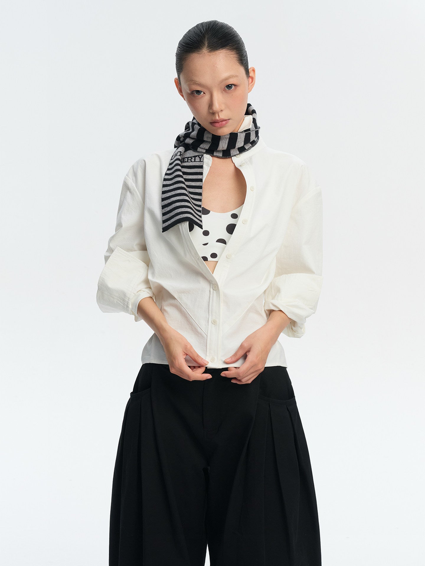 LINY LIBERTY loose long-sleeve shirt, styled on model