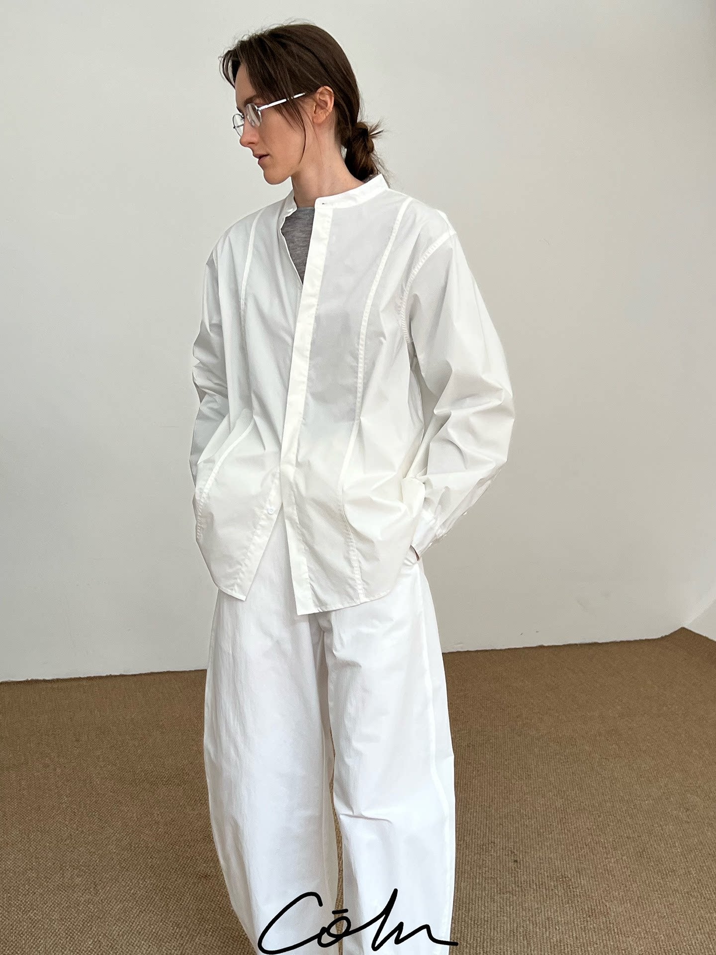 Crew-Neck Loose Shirt
