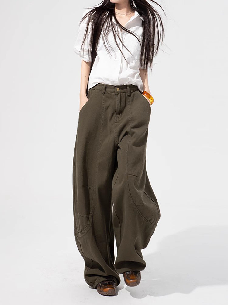 ZAVK curved wide-leg jeans, side seam detail