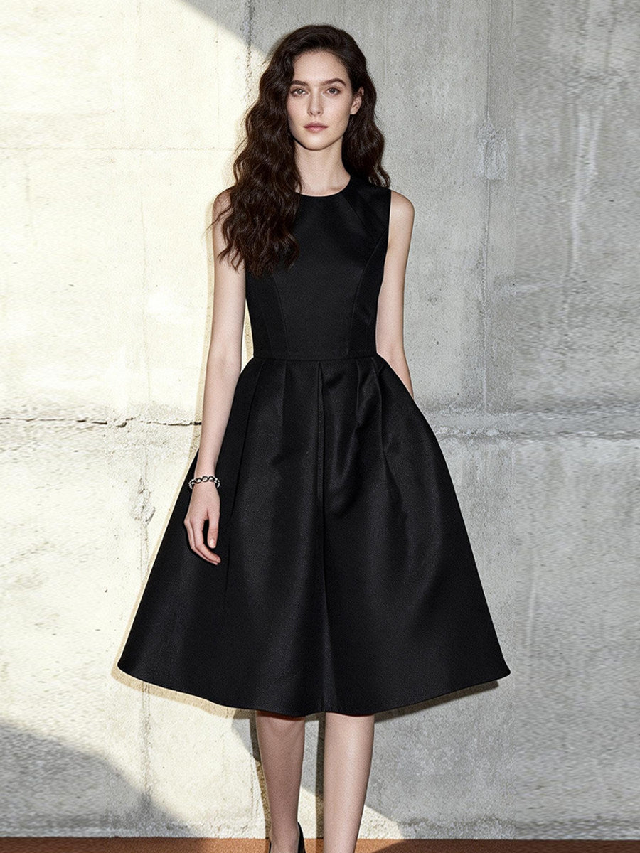 Waist-Cinching Sleeveless Dress